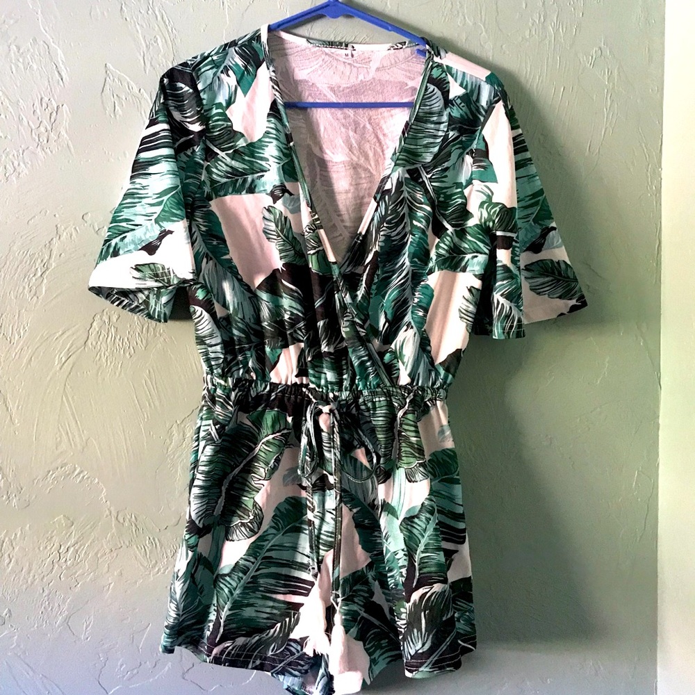 NWOT Tropical Green Beach Romper Bodysuit,